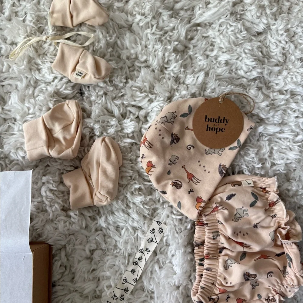 Buddy and Hope Gift Box - Kraft Brown
